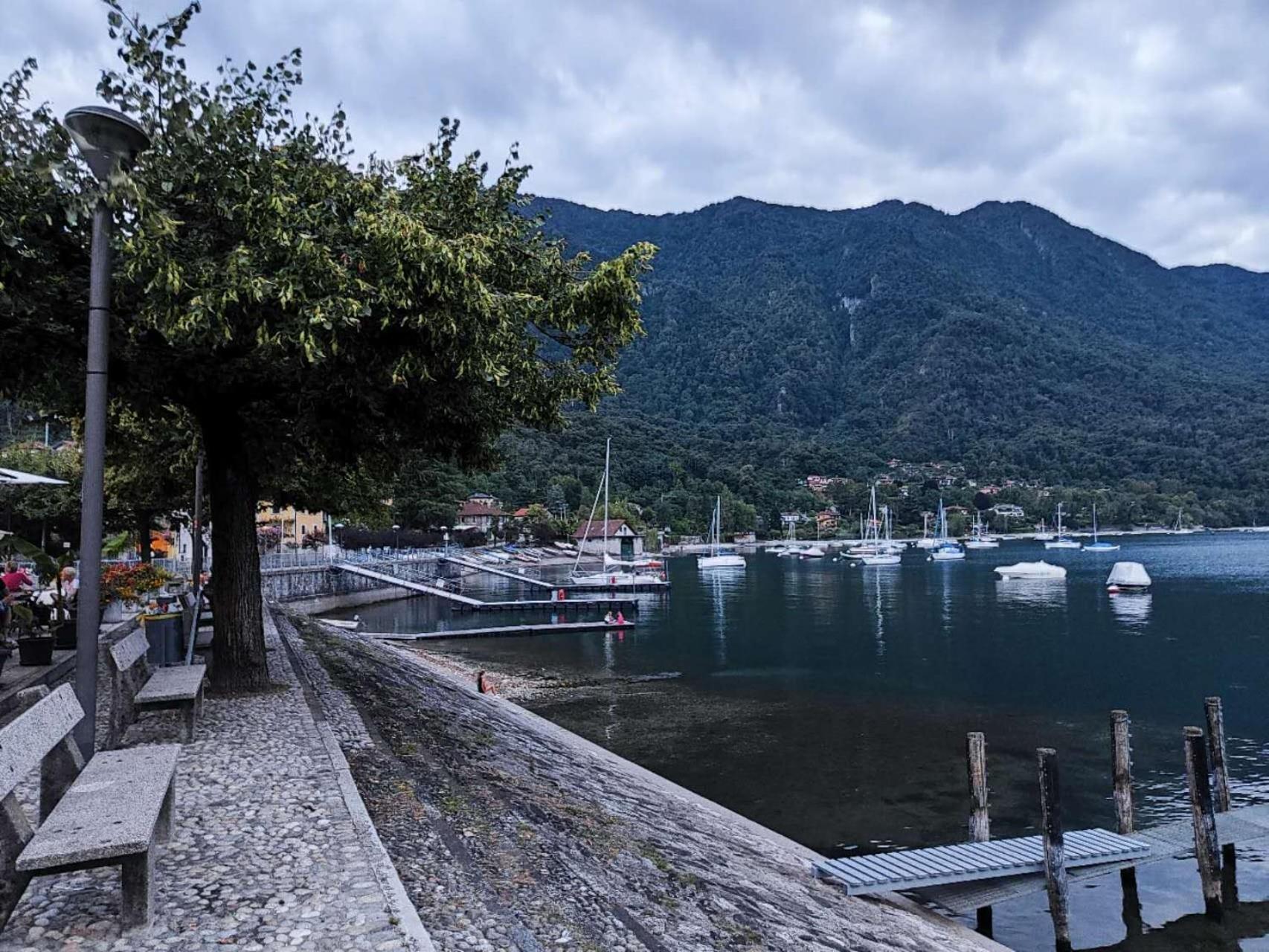 Natura Tra Bosco E Lago Castelveccana Εξωτερικό φωτογραφία